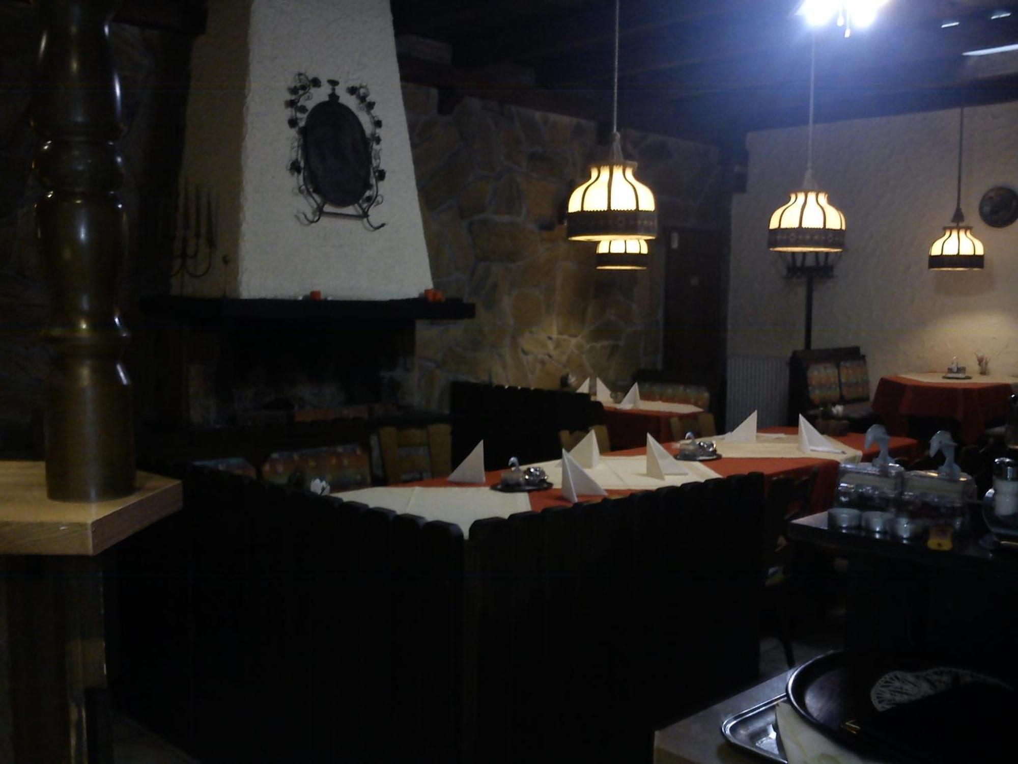 Hotel Zur Kueferschenke ニーアシュタイン エクステリア 写真